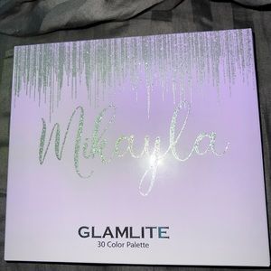 Glamlite X Mikayla Palette